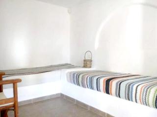 Cheerful 2 bedroom villa with pool. - Kampos Paros - 1
