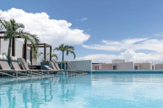 Luxury Condo, 150MB, 1 Bedroom, Gym, Pool, Sauna - Playa del Carmen - 0