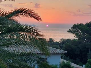 Villa BLUESKY - en bord de mer - Vue Panoramique sur la Mer - Saint-Peïre-sur-Mer - 3