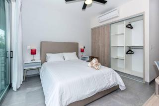 Luxury Condo, Private Room, 150MB Wifi, AC, Gym - Playa del Carmen - 6