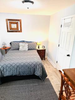 Cici's Guest House - 5