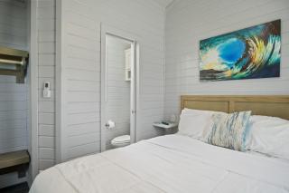 1 Block to Beach -Brand New Modern Tiny Home - Bolivar Peninsula - 4