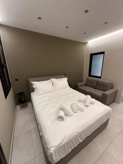 Dionysos Suites - Athene - 9