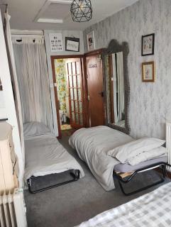 North Edinburgh - Shared house bwith own room and bathroom - 4