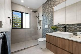 SPECTACULAR THREE BAYS - Coolum Beach - 8