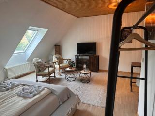 Grosses 2 Zi-DG in grüner Idylle! - 5