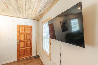 #StayinMyDistrict Brussels Bungalow - North Bend - 5