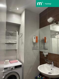 M2 Complex Spacious Apartment 2 on Kazbegi Avenue 25 in City Center - Tbilisi - 3