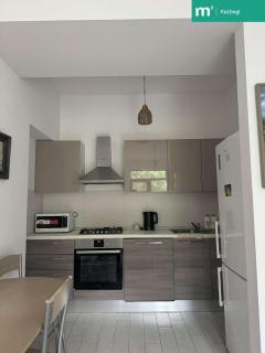 M2 Complex Spacious Apartment 2 on Kazbegi Avenue 25 in City Center - 2