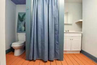 Cozy Beach Bungalow with a Heated Pool - 9