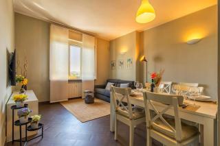 Exclusive & Strategic 2-Bedroom Apartment, 50m from M4 - Milan - 8