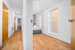 Modern 2 Bedroom Flat in Birmingham JQ, Sleeps 6, Free Internet and Secure Parking - Birmingham - 4