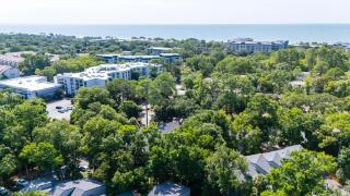 3 BR 3 BA Updated Luxury Oceanbreeze Bikes & Beach Gear included - 2