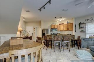 6 Ocean Breeze 3 BR Forest Beach Condo - Hilton Head Island - 1