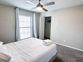 Serene Townhouse near Moffitt, Advent, & USF - Tampa - 7