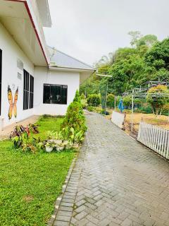 Villa Watumea, Tondano Lake View - Manado - 1