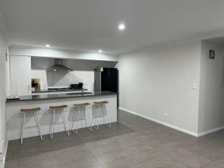 Golfers dream 300m to the beach - Dawesville - 2