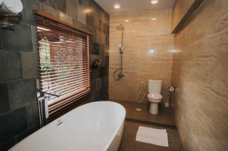Royal Beauty Private Villa Ubud - Ubud - 8