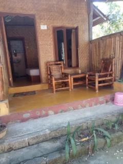 Sasak Lombok Bungalow - Kuta Lombok - 4