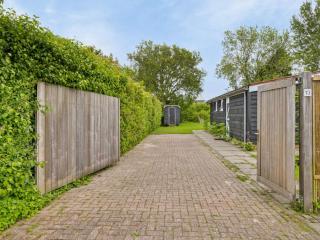 Holiday home with Gypsy wagon - Kamperland - 8