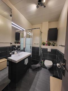 2 bd 16th Arrondissement Trocadero Sleeps 4 to 6 Eiffel Tower - 8