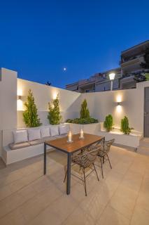 Natural Harmony ,Luxury Studio Oasis & Hot Tub - Città di Rodi - 2