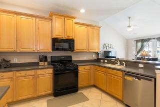 Last Minute Disney Getaway! Private Pool, Hot Tub & Games Room. Book Now! #21878 - Orlando - 6