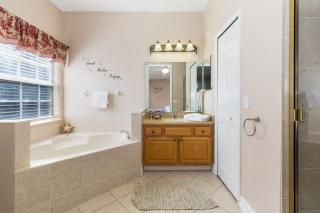 Last Minute Disney Getaway! Private Pool, Hot Tub & Games Room. Book Now! #21878 - Orlando - 3