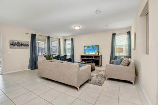 Last Minute Disney Getaway! Private Pool, Hot Tub & Games Room. Book Now! #31008 - Kissimmee - 5