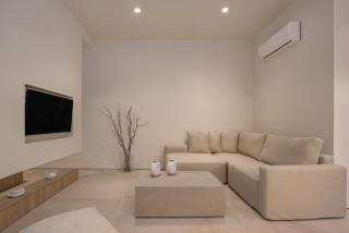 Natural Harmony ,Luxury Studio Oasis & Hot Tub - Città di Rodi - 1