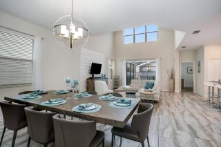 Last Minute Disney Getaway! Private Pool, Hot Tub & Games Room. Book Now! #26672 - Kissimmee - 2