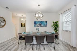 Last Minute Disney Getaway! Private Pool, Hot Tub & Games Room. Book Now! #26672 - Kissimmee - 1