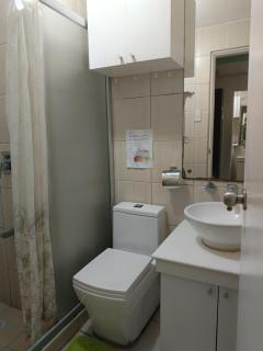Studio Condo in Birch Tower Malate Manila - Carosa Staycation - 2