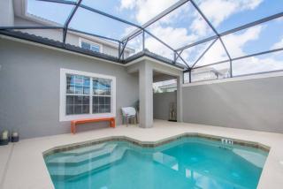 Last Minute Disney Getaway! Private Pool, Hot Tub & Games Room. Book Now! #17064 - Kissimmee - 8