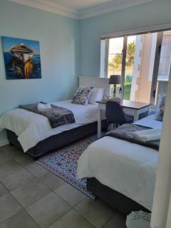 Marina Sands 36 - Jeffreys Bay - 6