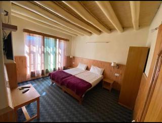 The Chandan Guest House Ladakh by LexStays - Leh - 6