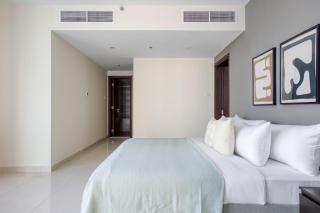 Blueground Duja Tower gym pool elevator DXB-899 - Dubai - 1