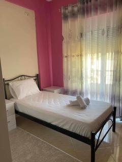 Jonas Apartment - Gjirokastër - 8