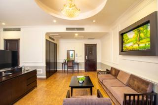 MAY PLAZA HOTEL - 7