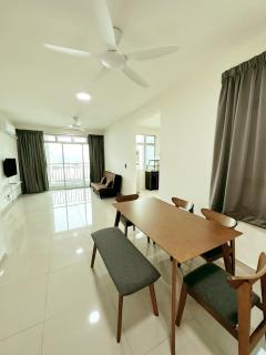 Tur16 SPlCE 10pax 4room Private House - Bayan Lepas - 9