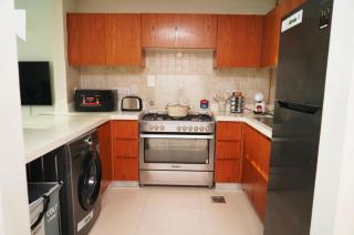 Diamond 2BR Luxurious Retreat in Al Reem - Abu Dhabi - 4