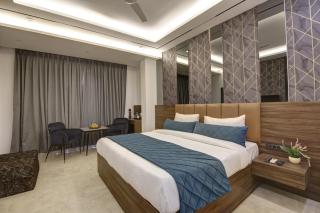 Hotel Armani Suites - 6