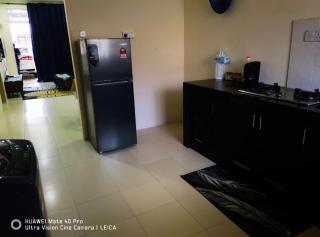 Cahya Homestay Bukit Gambang - 1