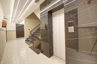 Hotel Armani Suites - 2