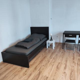 Charmante Altbauwohnung im Herzen der Stadt Solingen 4 Personen - 4