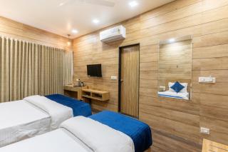 Hotel Noble Inn, Ahmedabad - Ahmedabad - 3