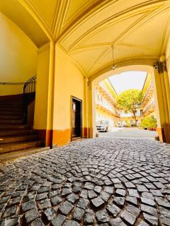 Quiet Luxury Apartment with 2 rooms in the City Centre BB - 5