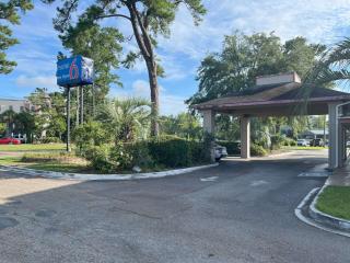 Motel 6 Summerville, SC Azalea Square - Summerville - 7