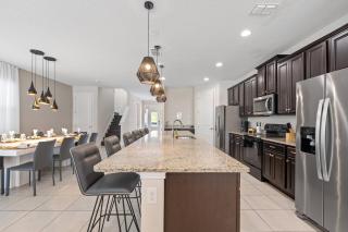 Last Minute Disney Getaway! Private Pool, Hot Tub & Games Room. Book Now! #89725 - Orlando - 5