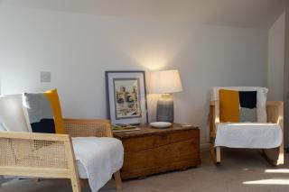 Stunning Studio with Countryside Views & Parking - 6